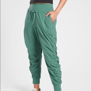 NEW Athleta Attitude Lined Pant, 0